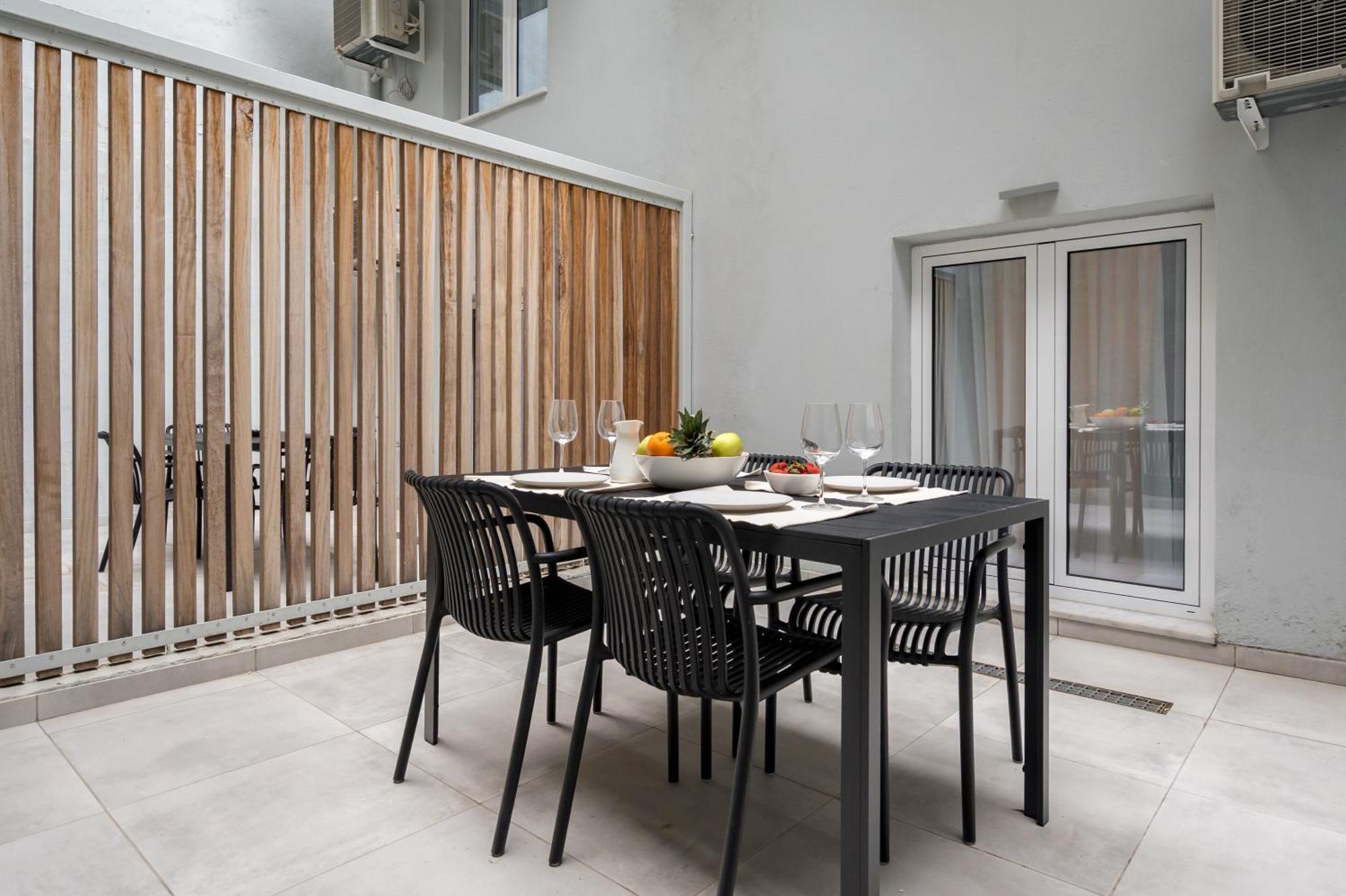 Trikoupi 95 Apartment Athens Exterior photo