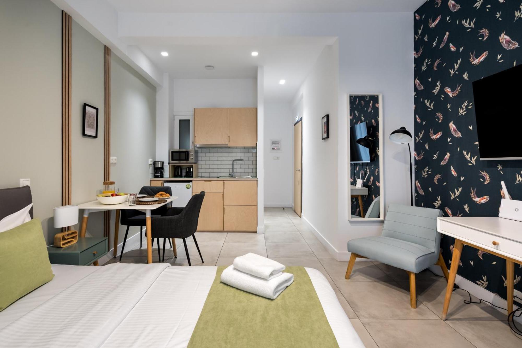 Trikoupi 95 Apartment Athens Exterior photo