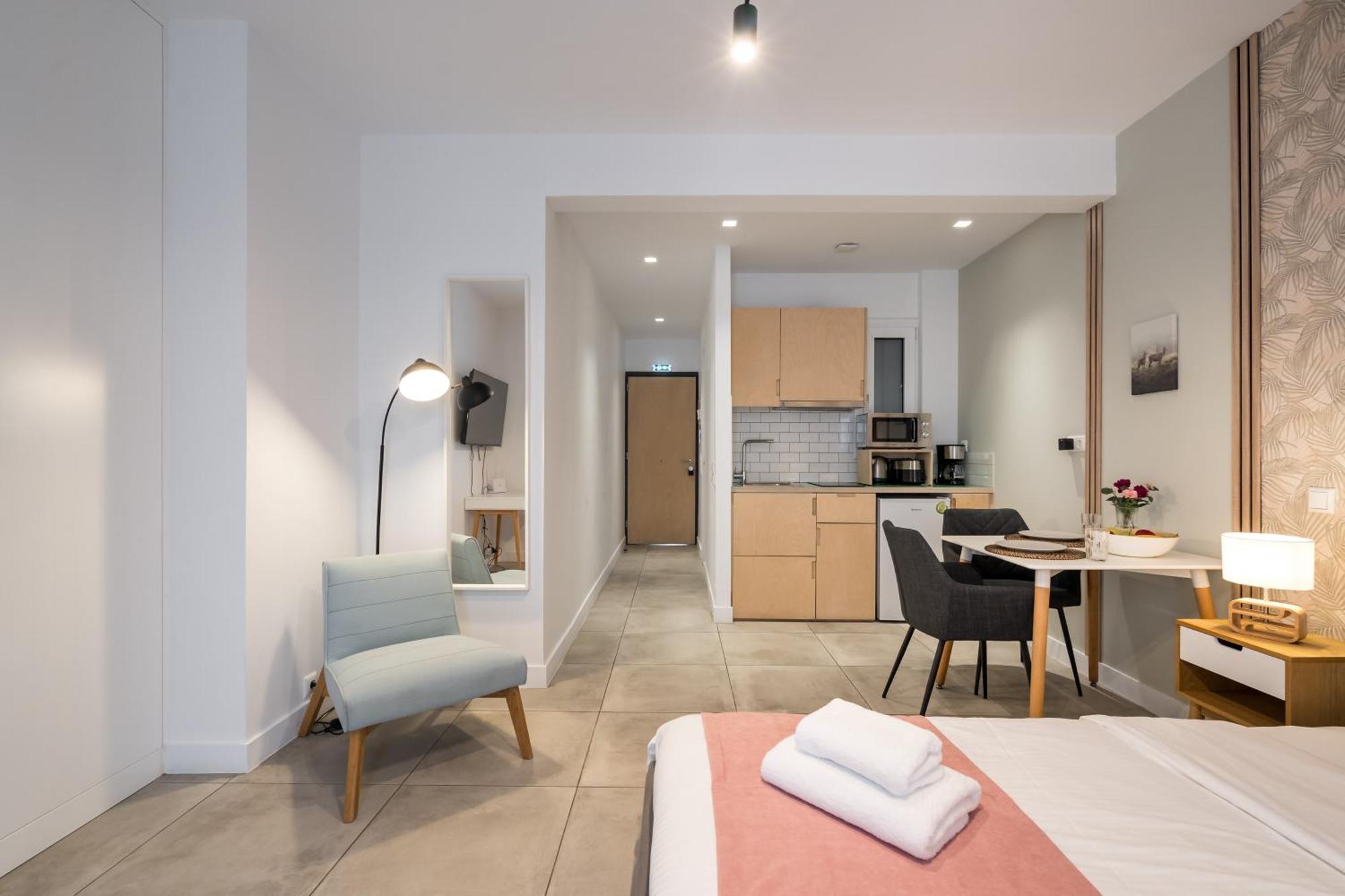 Trikoupi 95 Apartment Athens Exterior photo